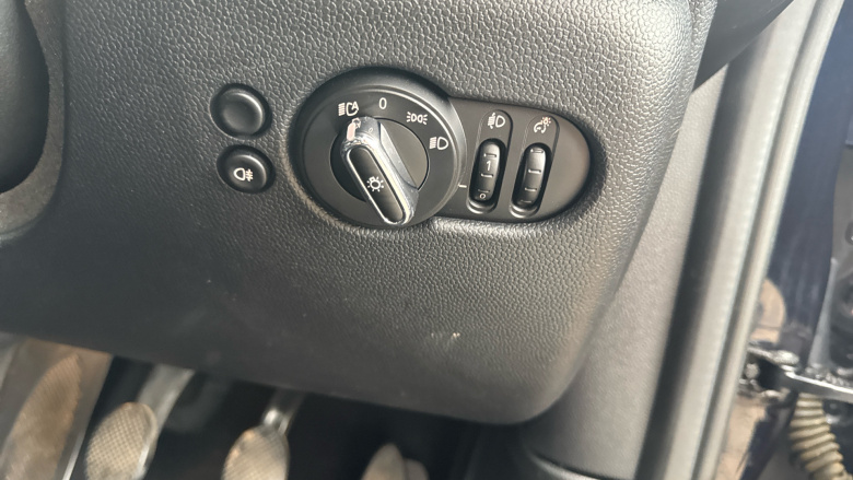 MINI Hatchback 2.0 Cooper S Exclusive 3dr Petrol Hatchback